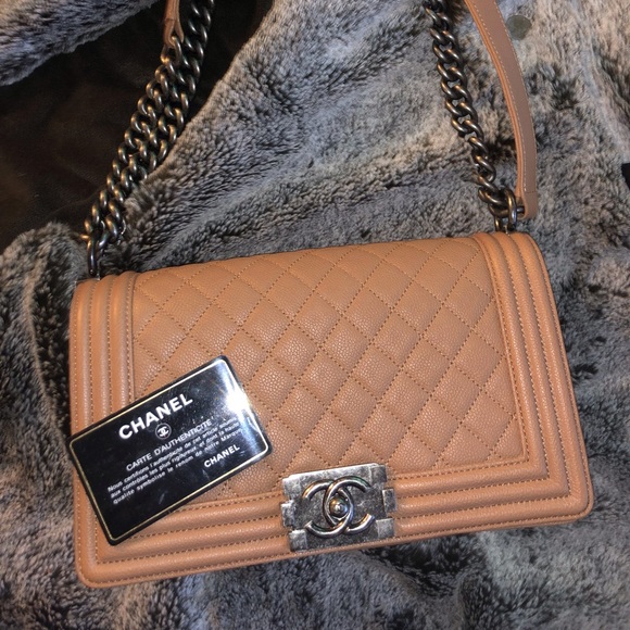 CHANEL Handbags - Chanel FlapBag (Camel)